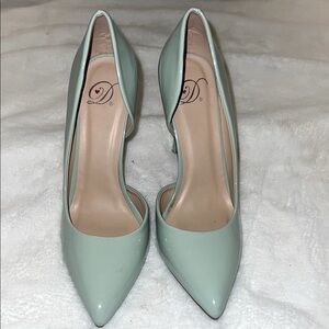 Elegant Mint Green Women's Pumps